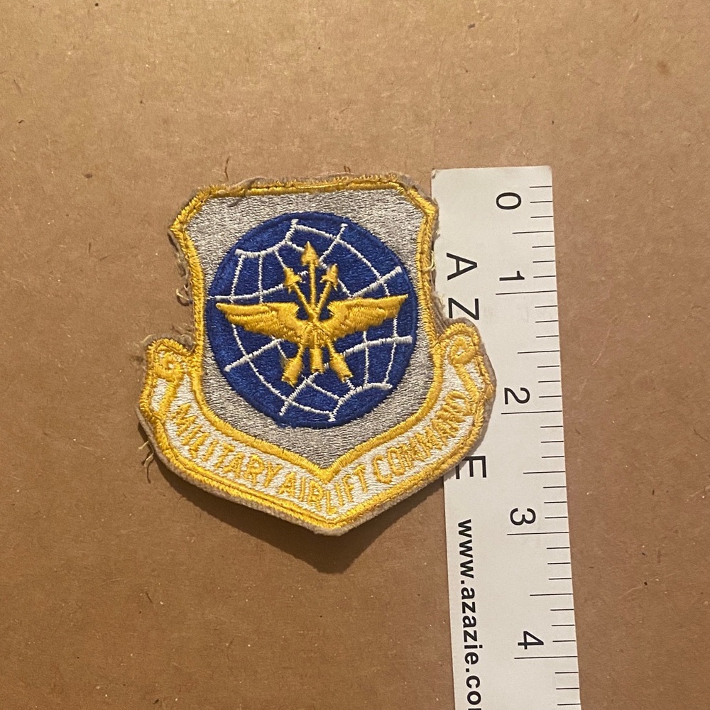 Military Airlift Command Patch - Picture 2 of 4